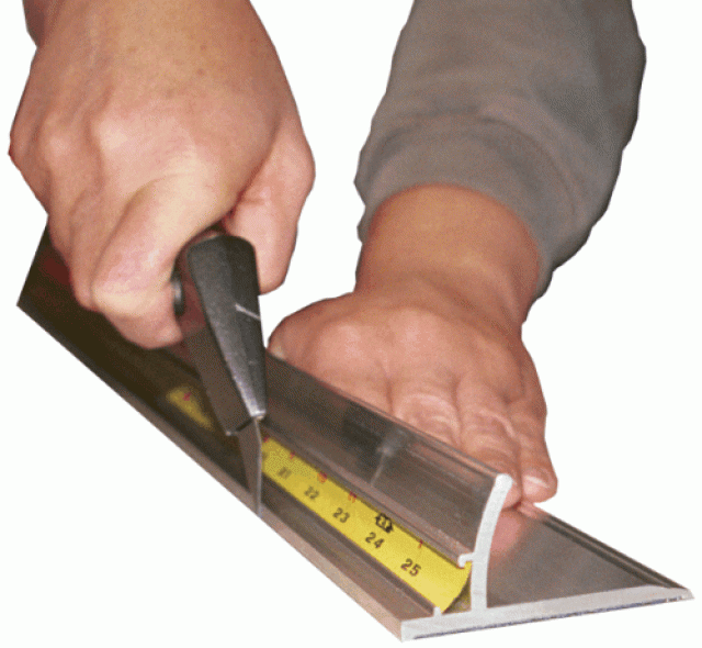 SpeedPress® Safety Ruler With Curved Aluminum Guard